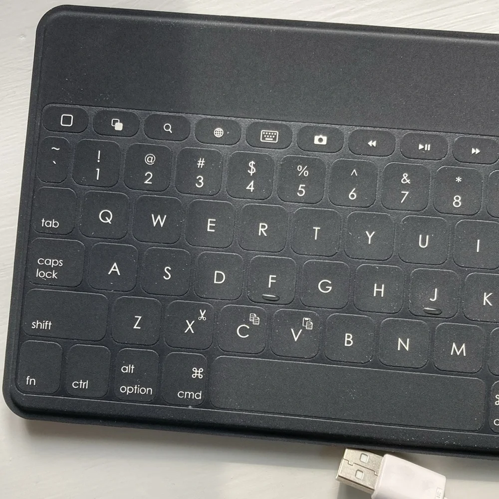 Logitech Keys-to-Go wireless keyboard
